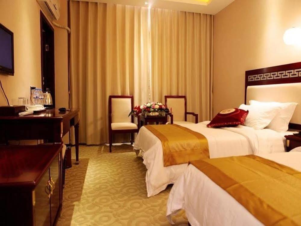 Landmark Kunming Exterior photo